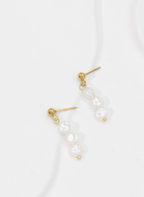 Amalia Pearl Earrings